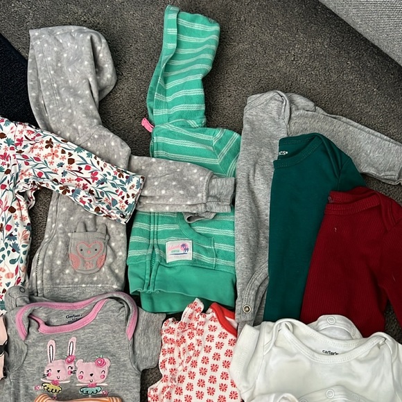 Baby girl Spring essentials bundle! - Picture 3 of 6